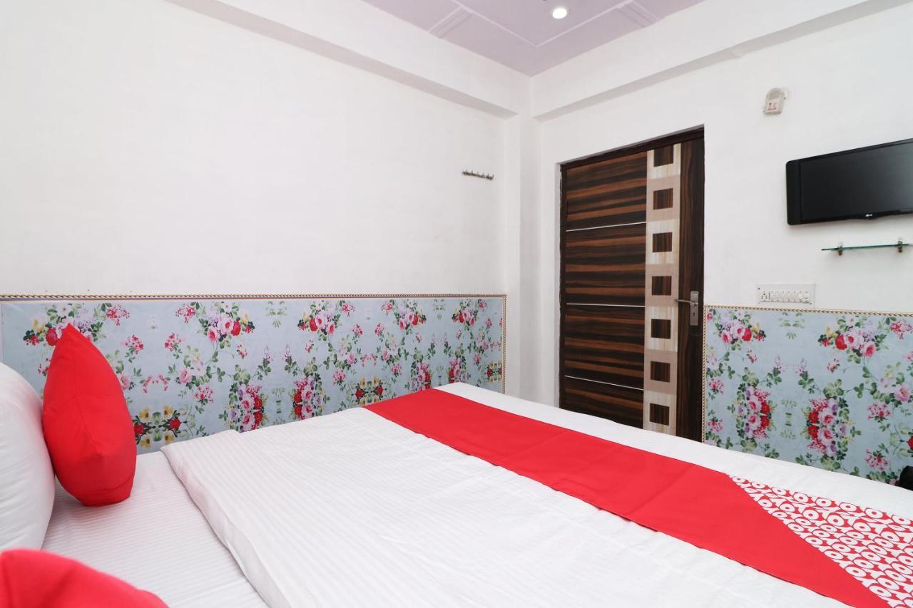Four Seasons Hotel Agra  Exterior photo