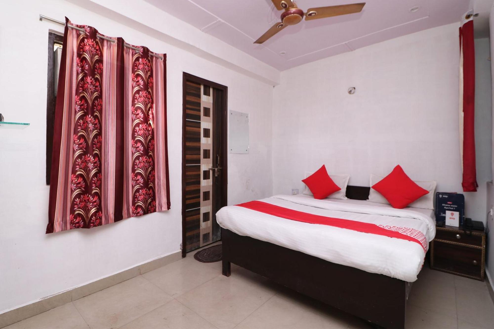 Four Seasons Hotel Agra  Exterior photo